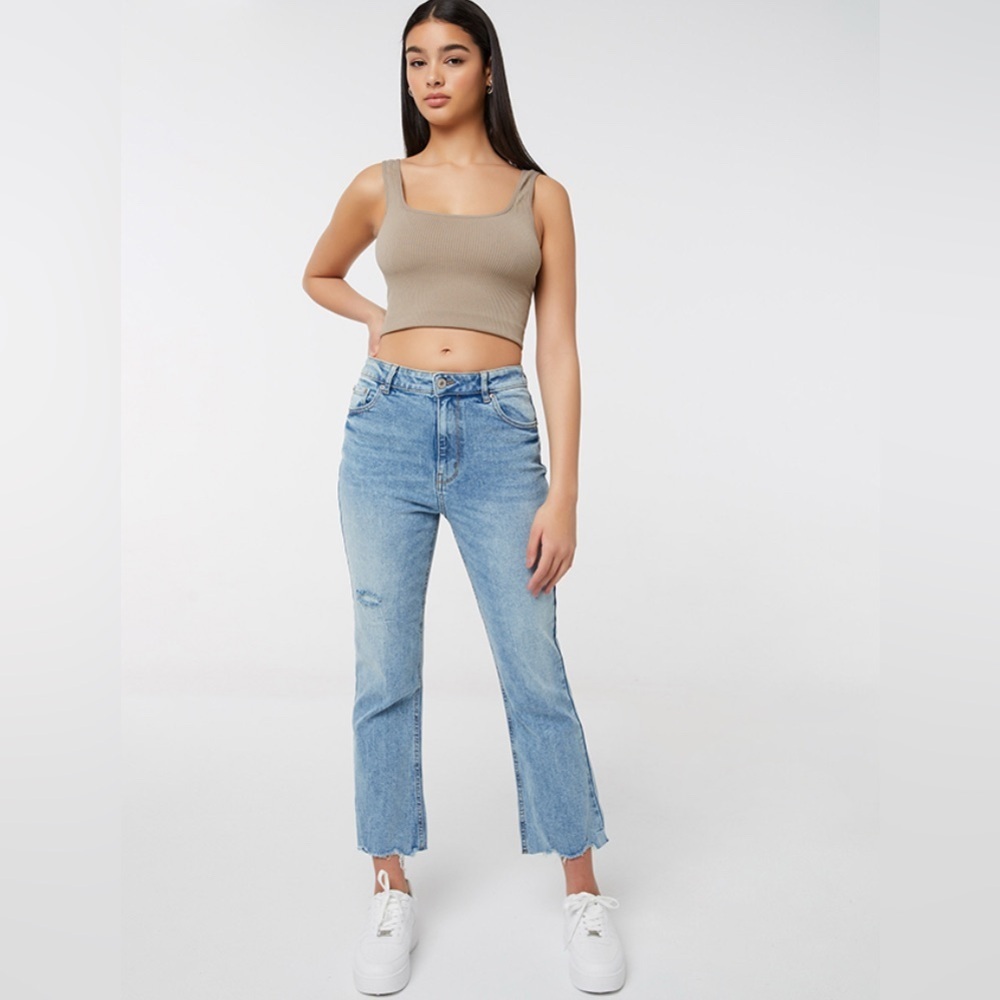 ✌️4 for $20✌️ Ardene cropped flares